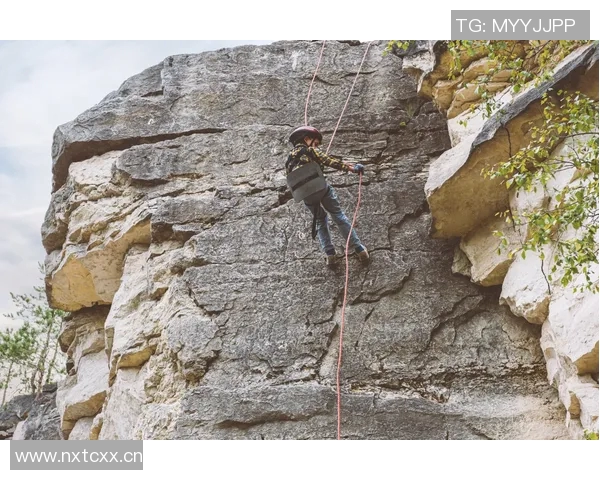 极限运动的魅力与挑战:探秘北京极限运动队的创新与突破之路 极限运动的魅力与挑战:探秘北京极限运动队的创新与突破之路